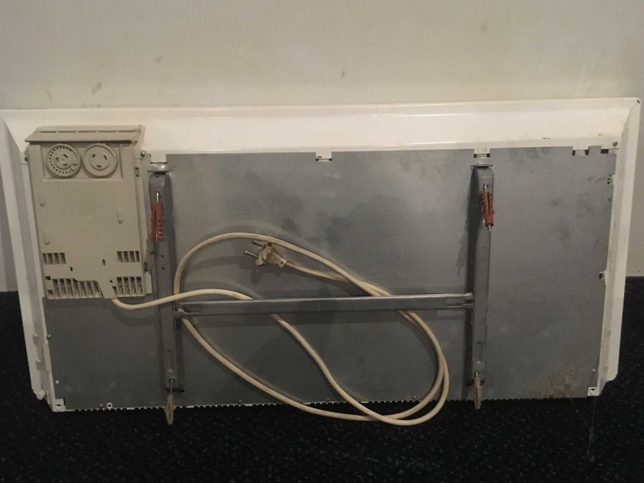 радиатор конвекторен стенен AIRELEC (франция) 2000w
