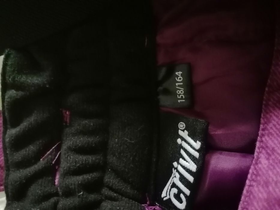 Pantaloni de schi dama in stare impecabila mărime 36 38