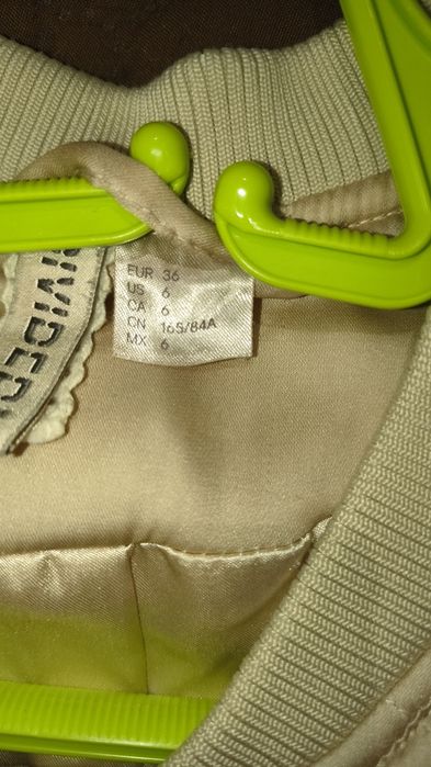 Страхотно сатенирано леко якенце на H&M-S размер