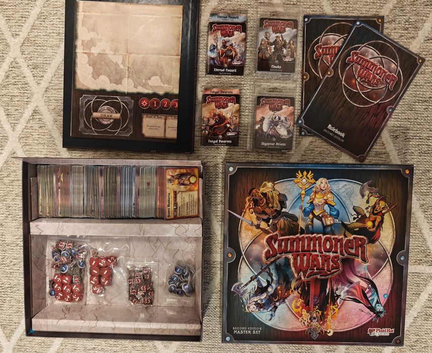 Настолна игра - Summoner Wars и експанжъни.