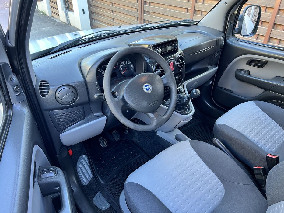 Fiat Doblo 7 Locuri  1.4 benzina 140.000 Km Unic Propietar ! Mcv
