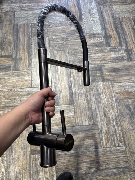 Кухонный смеситель