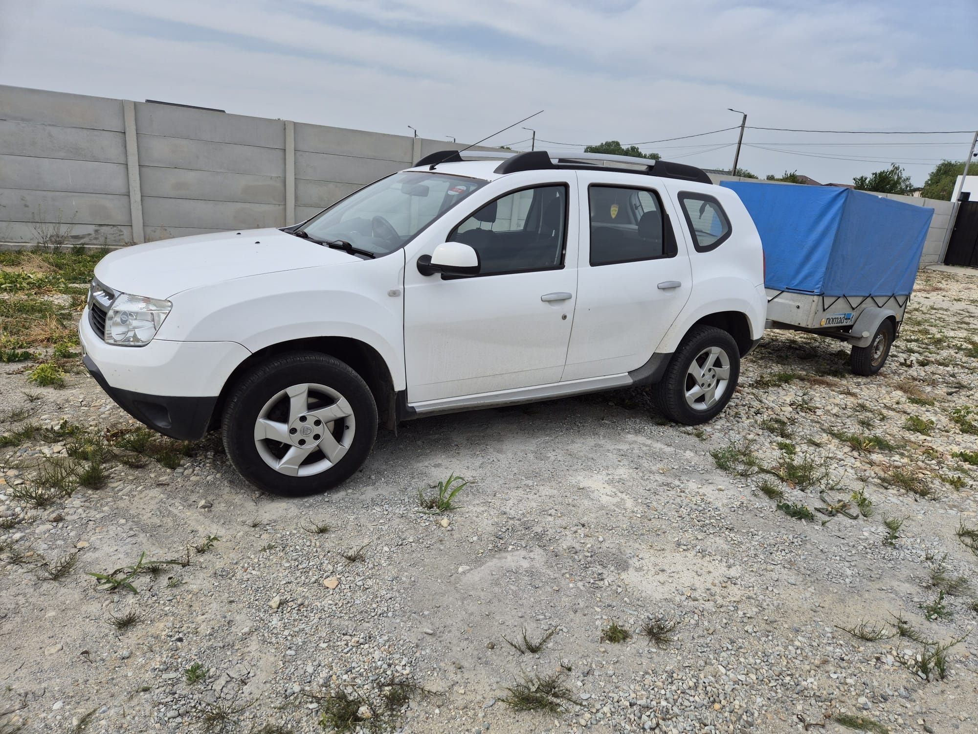Dezmembrez Dacia Duster 1.5 dci euro 5