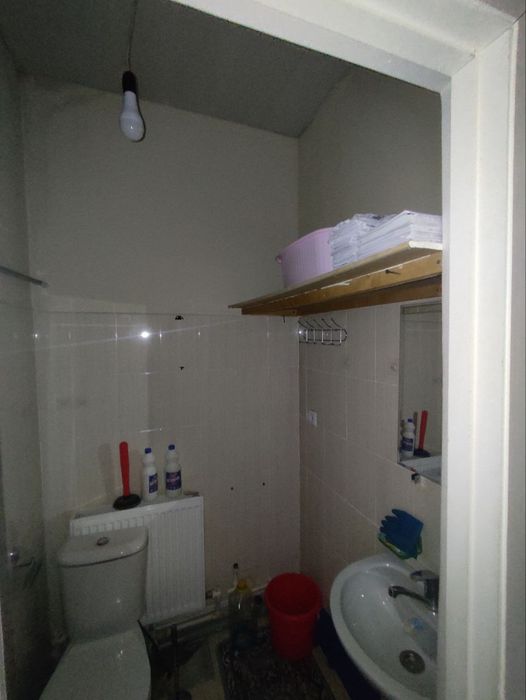 Продаётся квартира Серелийский рн ул.М.Турсунзода ближе 3-метро 1/4/5