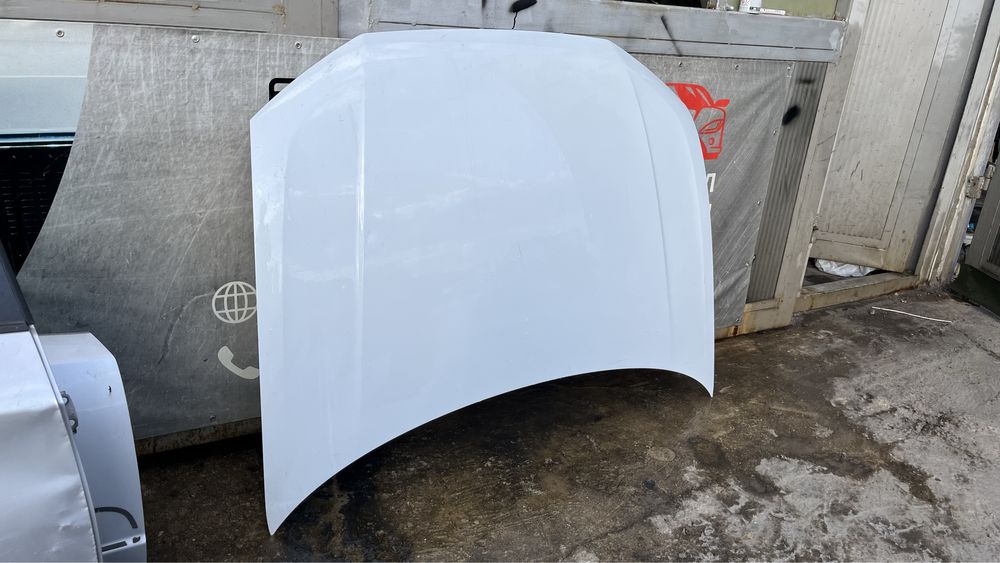 Преден капак Audi Q3 2 2018-