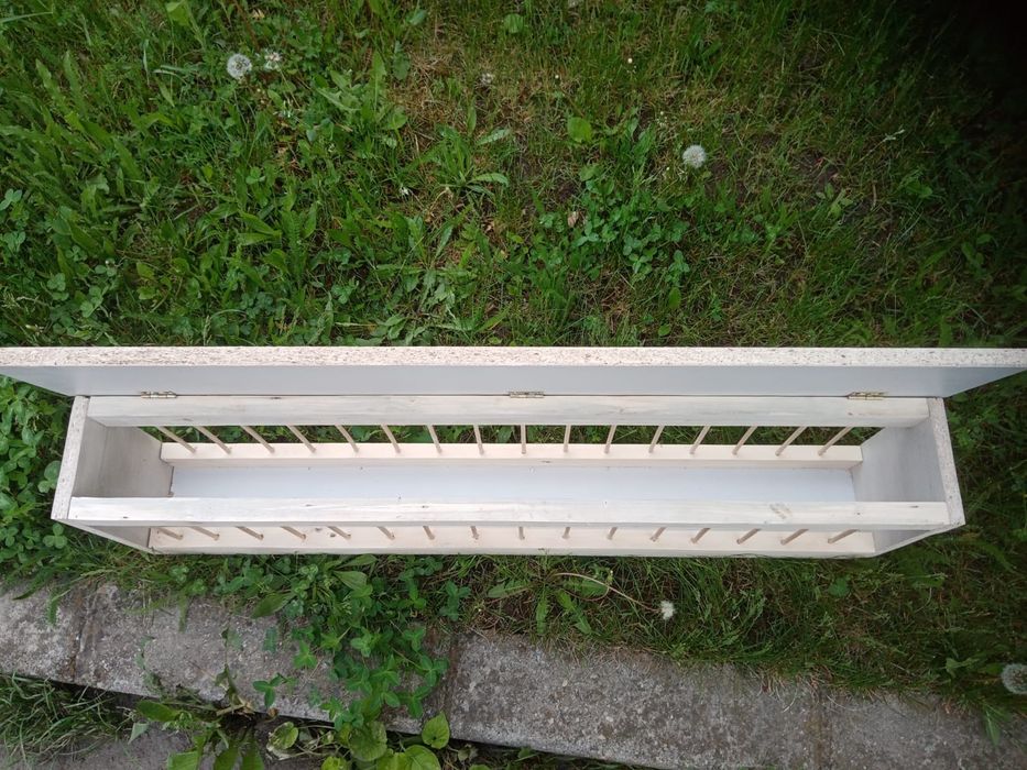 Hranitori porumbei la comanda