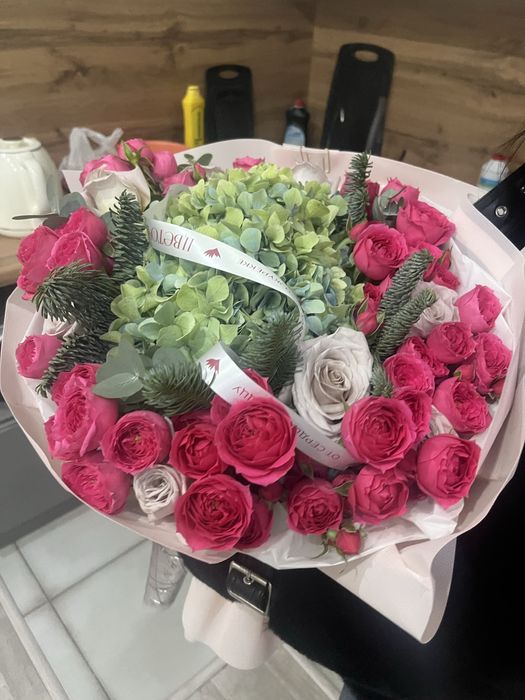 Продаю цветы, букет только пришли