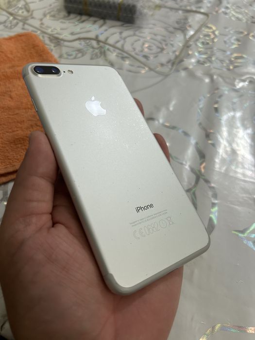 Продам Айфон 7 plus в отличном состоянии