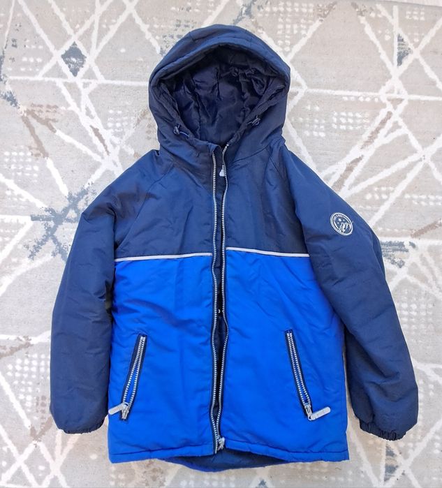 Продам куртку для мальчика
