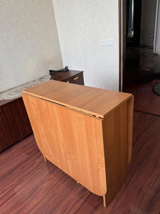 Продам стол - книжка