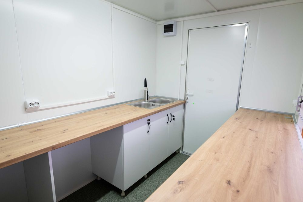 Rulote comerciale 3m ,FAST FOOD, STREET FOOD, FOOD TRUCK !!