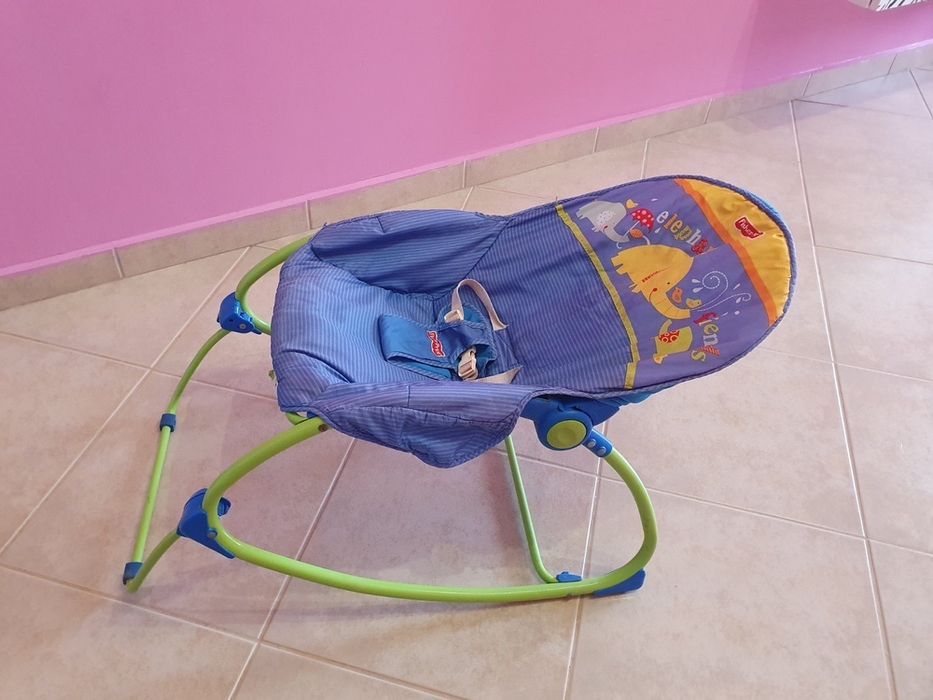 Детски шезлонг