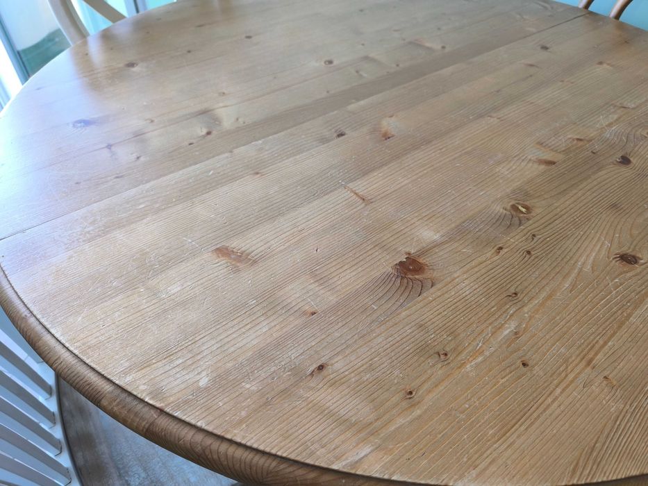 Трапезна маса с 4 стола