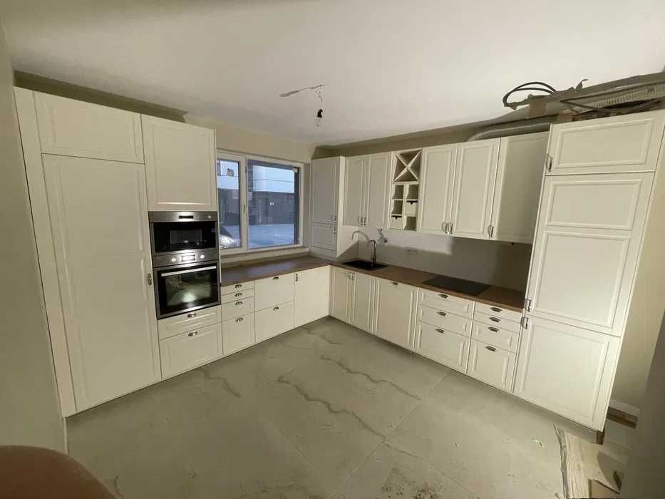 Сглобяване на мебели, Монтаж на мебели