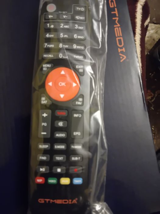 Vând telecomandă GT Media pentru Gt combo