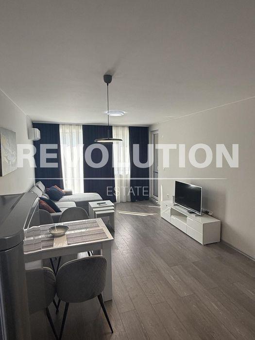 Дава се под наем Двустаен апартамент в Пловдив, Христо Смирненски - 65 кв.м за 511 € - Снимка #2