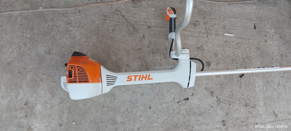 Vând motocoasă Stihl 361 c