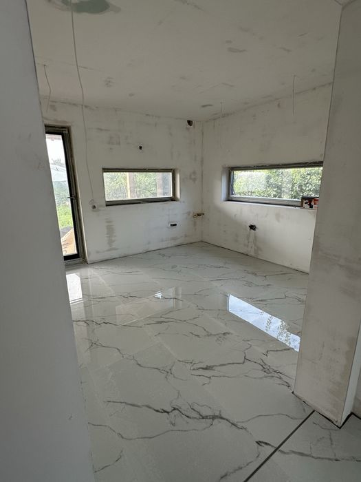 Execut Amenajari Interioare