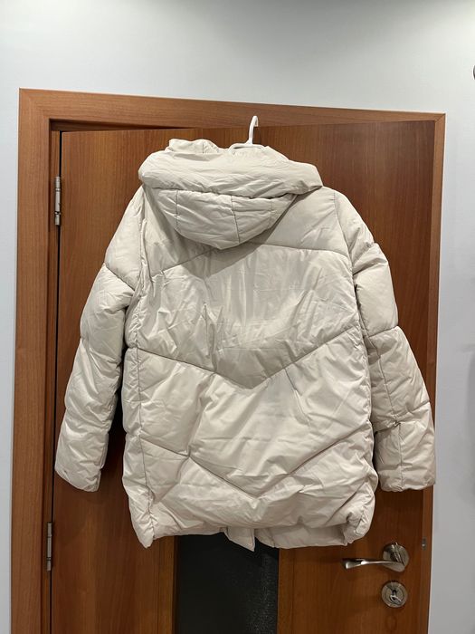 Зимно яке от reserved