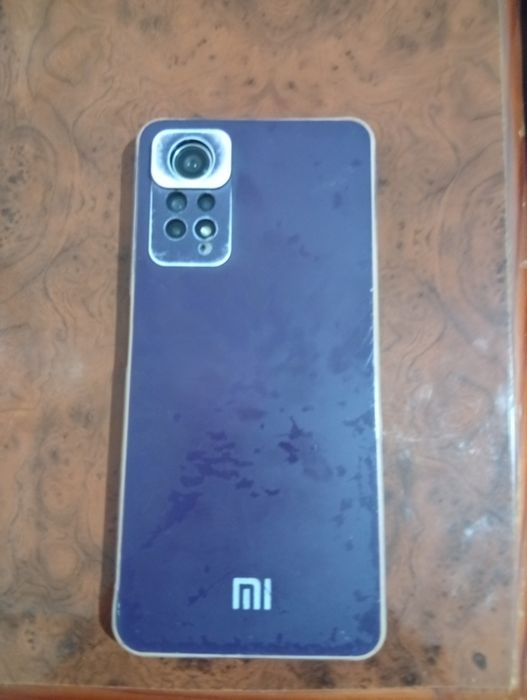 Телефон сатыдады редми  нот 12 про