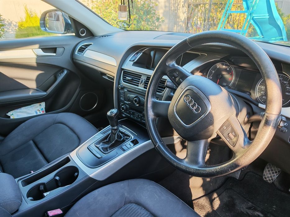 Vând Audi A4 2008 facelift