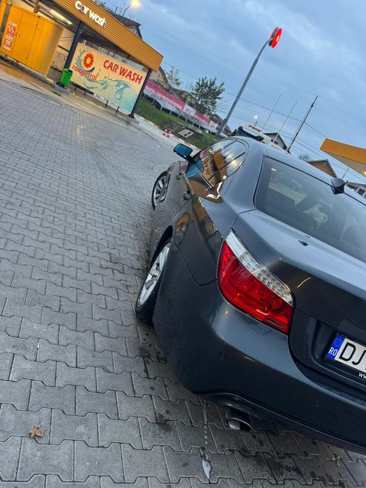 Vând bmw e60 520d