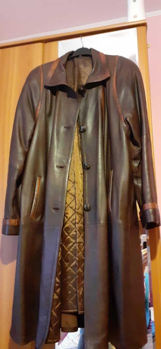 Vand haina din piele