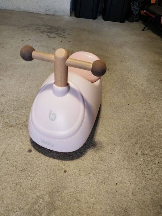 Sizzy Pink
Количка за яздене