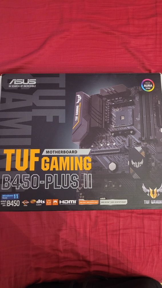 Placa de baza ASUS TUF GAMING cu Procesor AMD Ryzen™ 5 5600