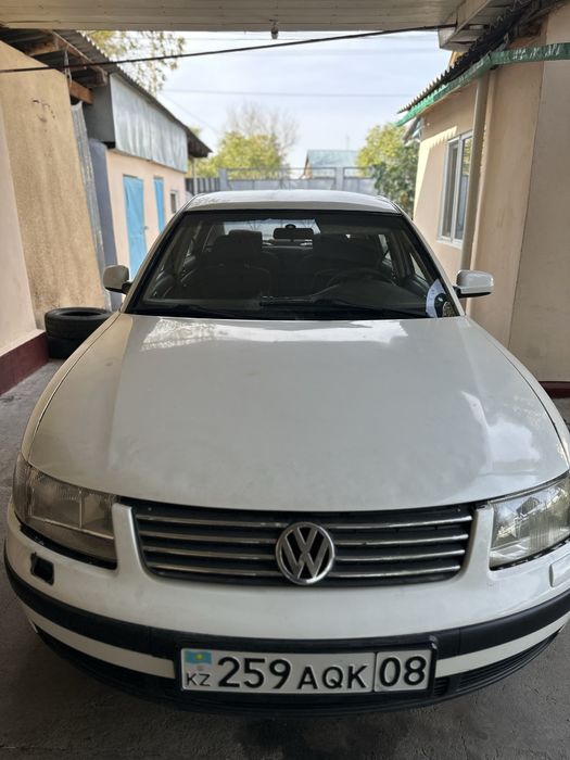 Продам машину volkswagen b 5