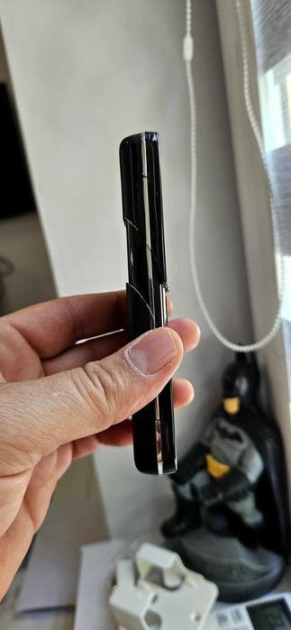 Мобилен телефонNokia 8600 LUNA