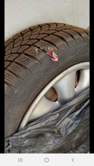 Продавам  гуми  с джанти