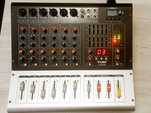 Mixer aplificat si cu efecte