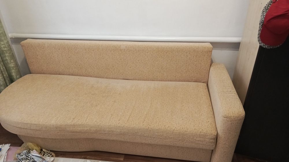 Продаю диван, состояние хорошая