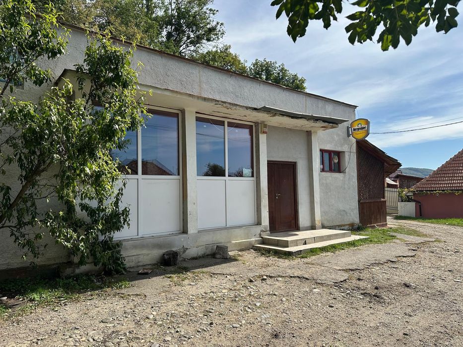 Vând spatiu comercial 110 mp