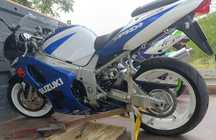 Kawasaki ninja zx9R,   Suzuki gsx R