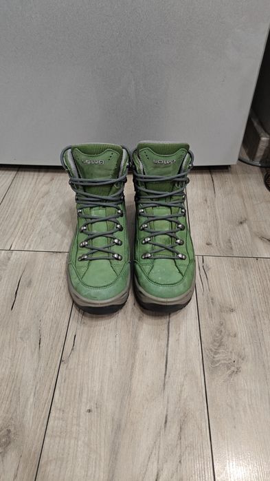 Lowa.  Mărimea  41