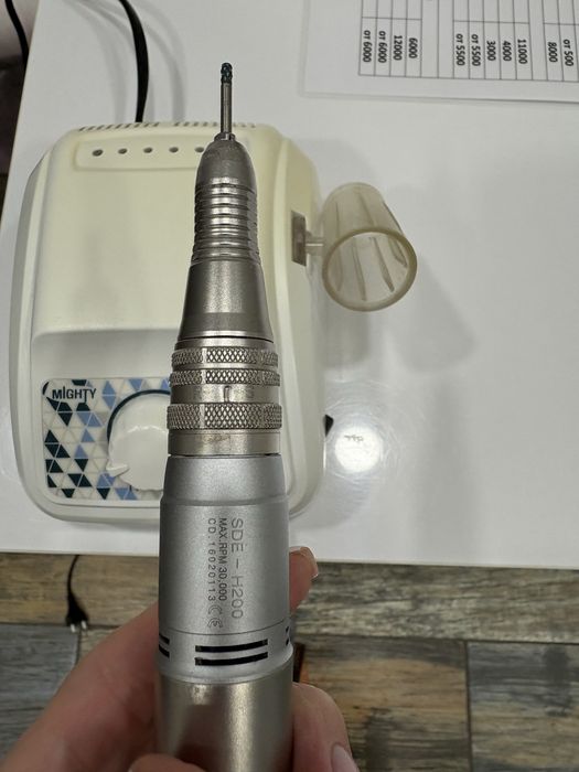 Продам аппарат для маникюра цена договорная