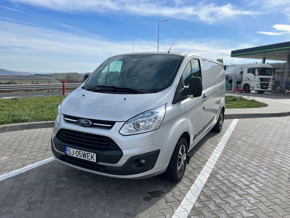 Ford TRANSIT CUSTOM Prețul nu include TVA