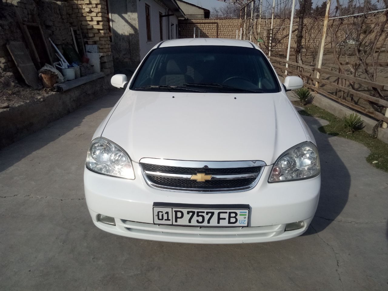 Lacetti 1.8 SOTILADI!!!