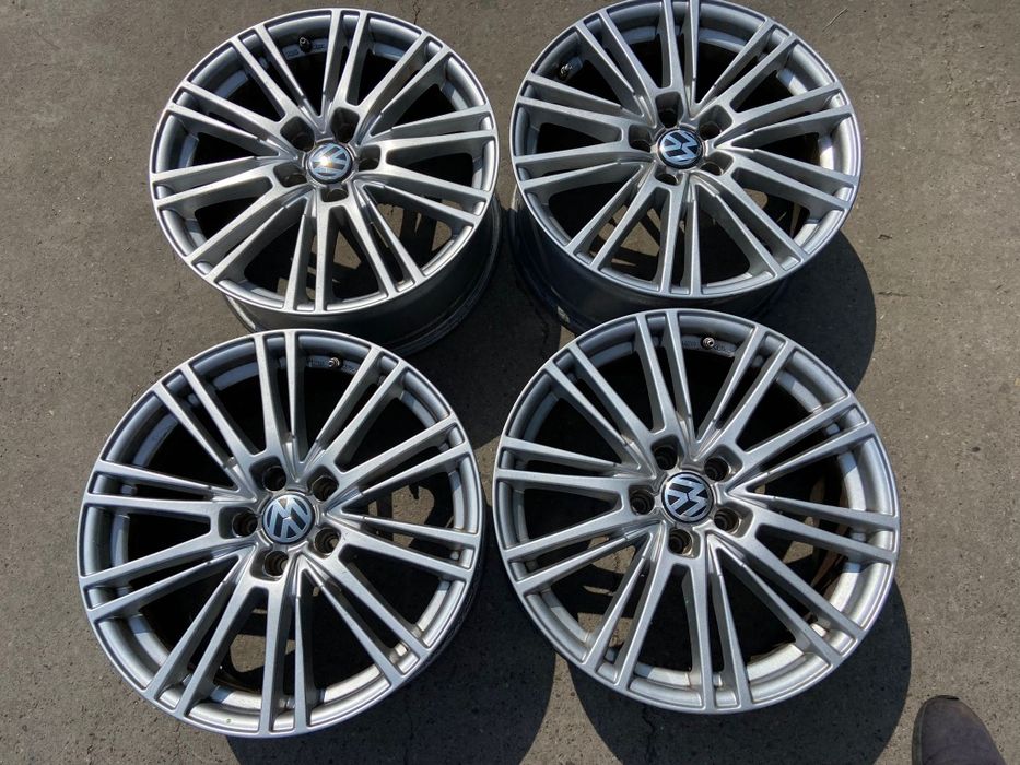 Jante 18 - VW. Volkswagen Passat - Golf - Touran - Eos - 5x112 -