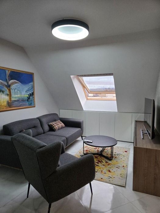 Тристаен апартамент под наем в ж.к. Студентски град, 2214128