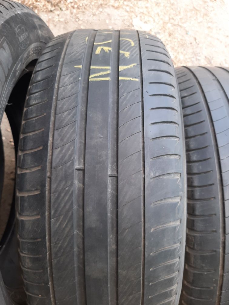 Продам шины 215/60/17 мишелин