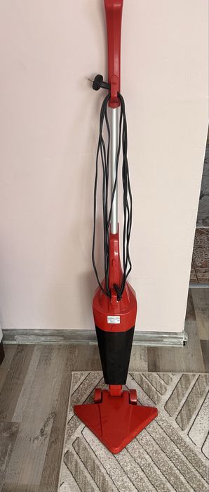 Продавам прахосмукачка