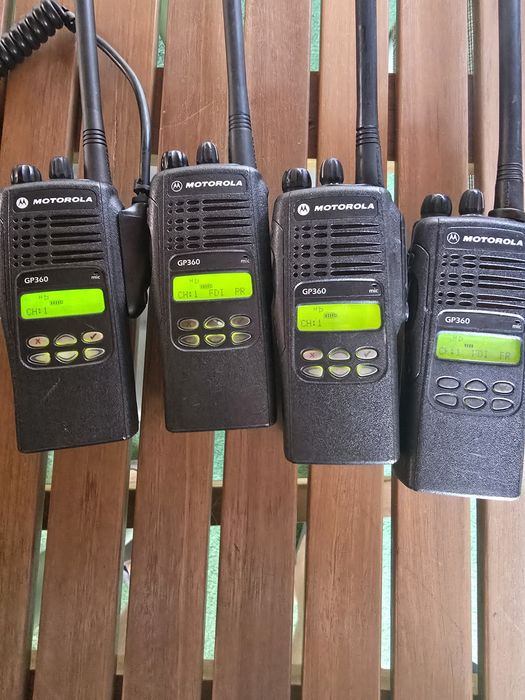Statie motorola GP3600 4 bucati+MTP850