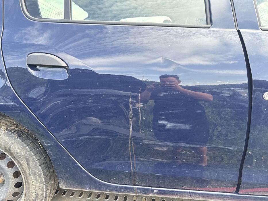 Portiera / usa dreapta fata / spate Dacia Logan 2