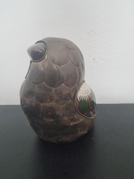 Bufniță mexicană din ceramică, într-o carcasă din alama