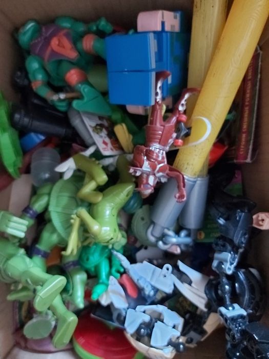 Игрушки для мальчиков