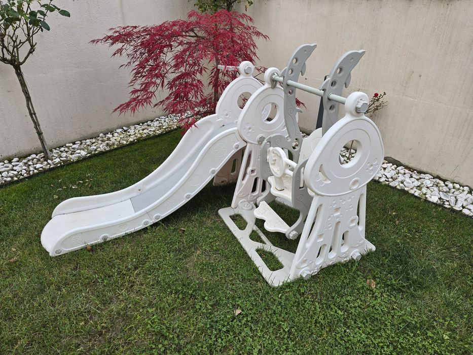 Детска пързалка с люлка