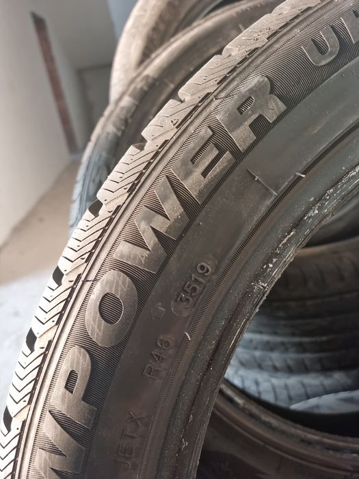 Anvelope 235/45 R19 99V